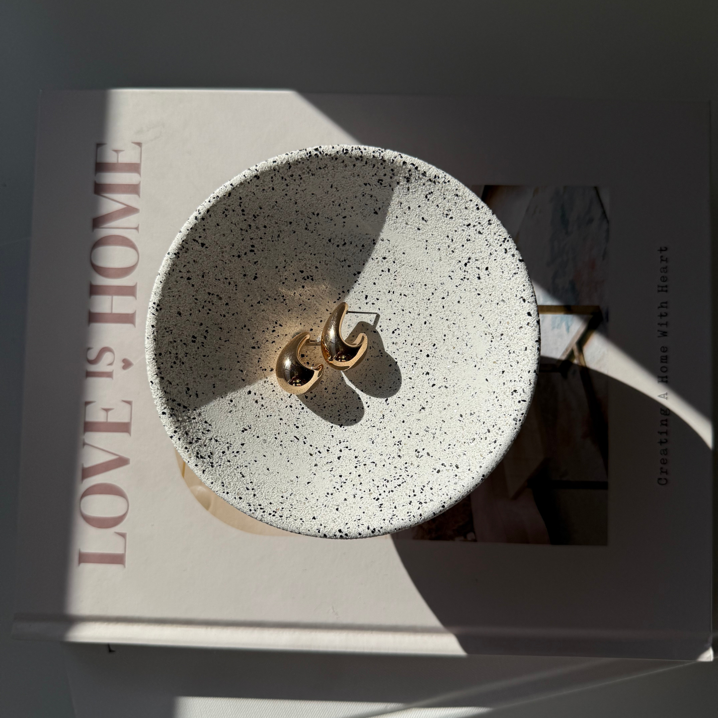 Elevated Tray - Stone