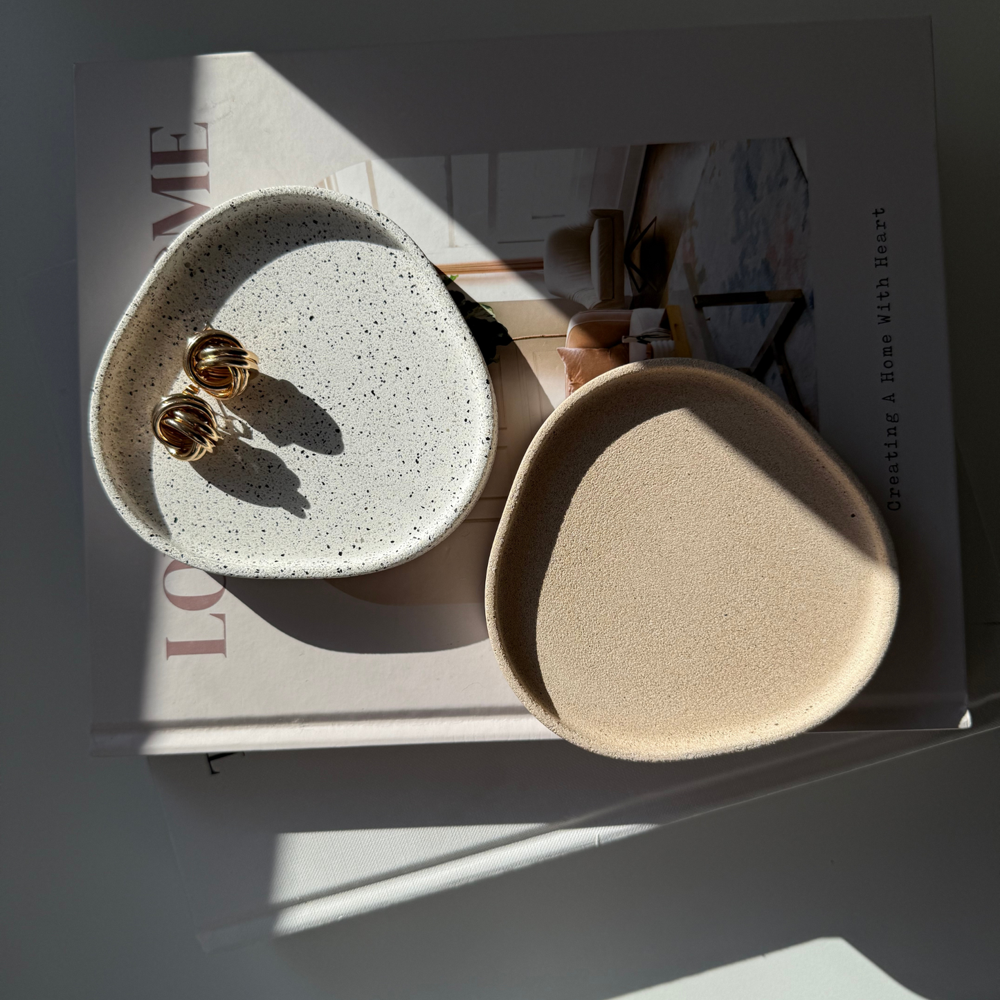 Pebble Tray - Stone