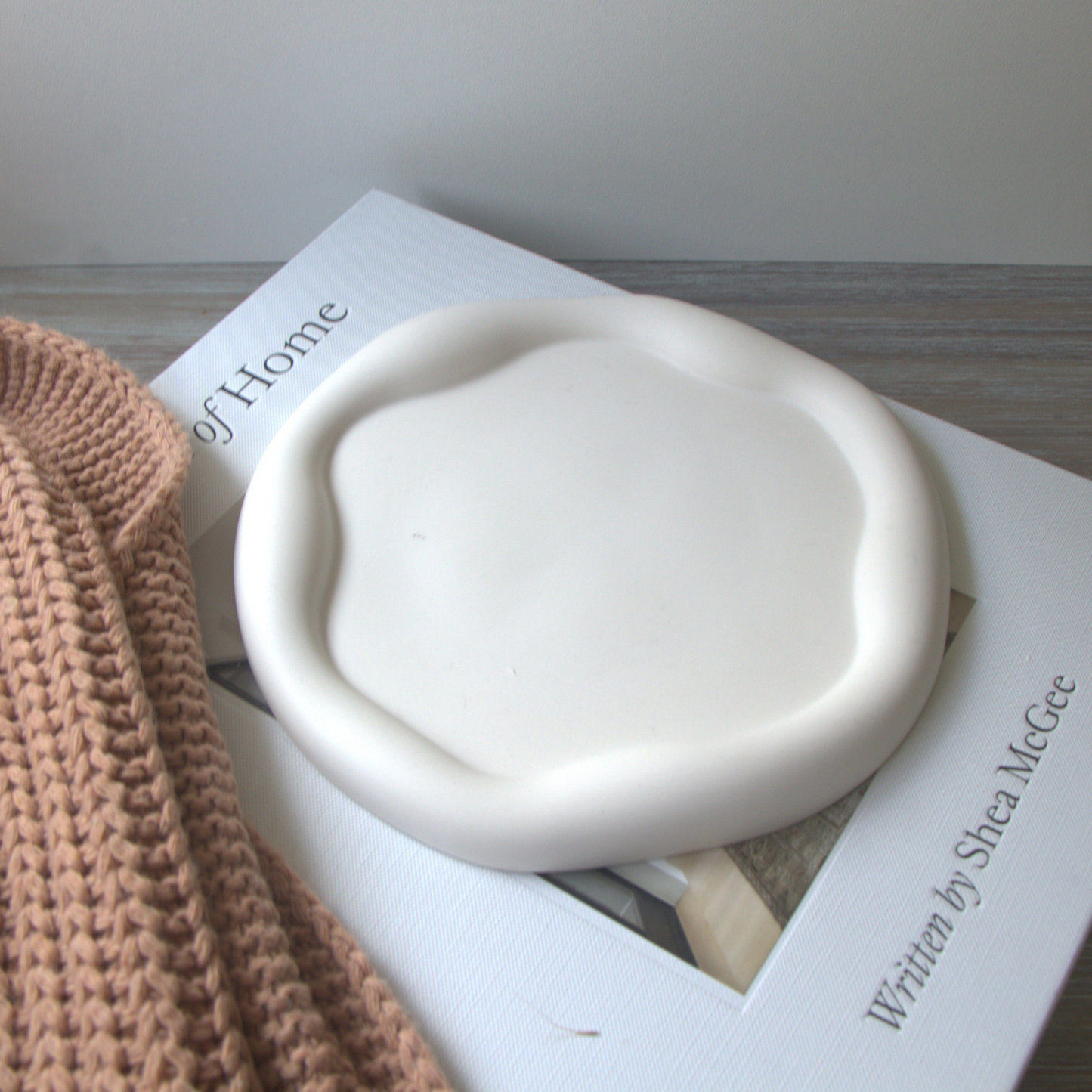 The Arlo Tray - Round