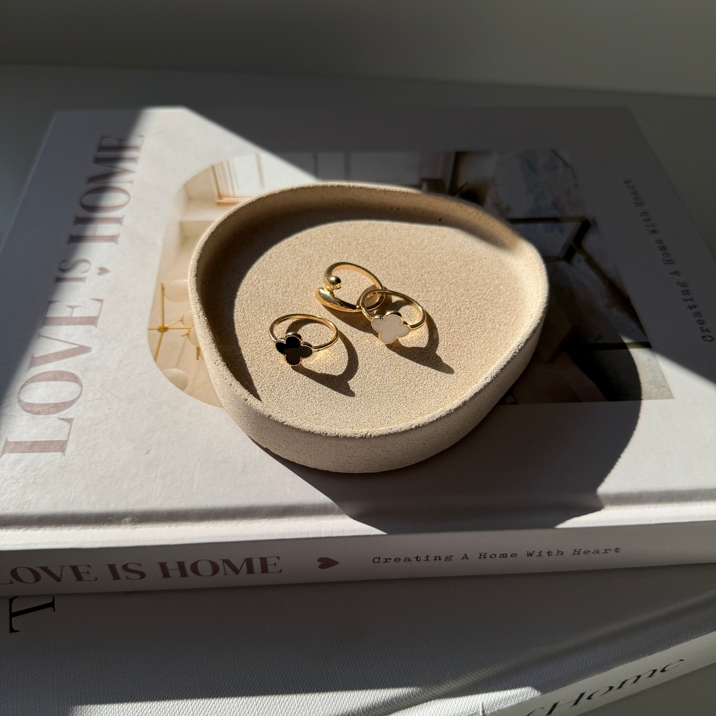 Pebble Tray - Stone