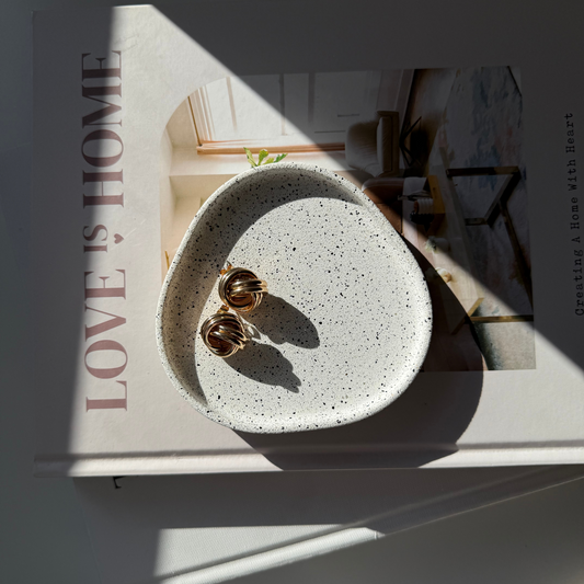 Pebble Tray - Stone