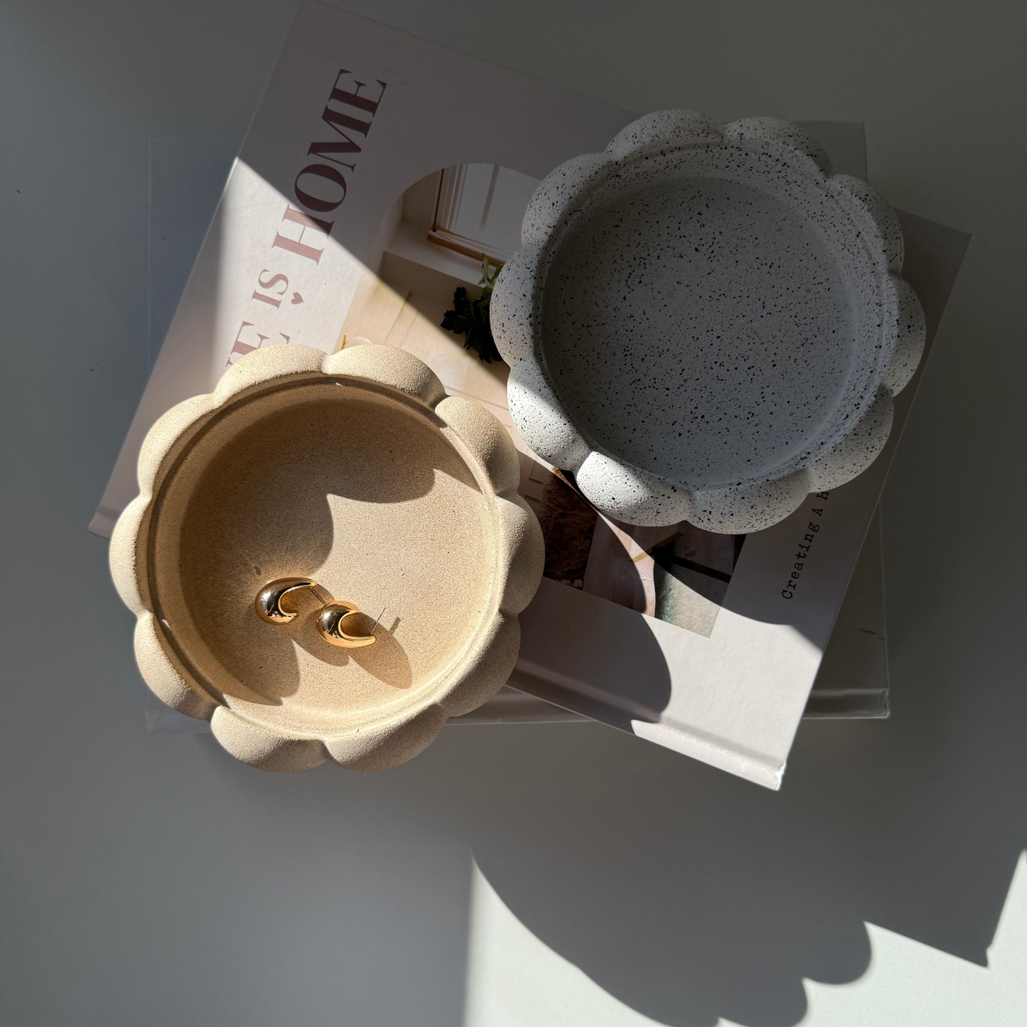 Daisy Tray - Stone
