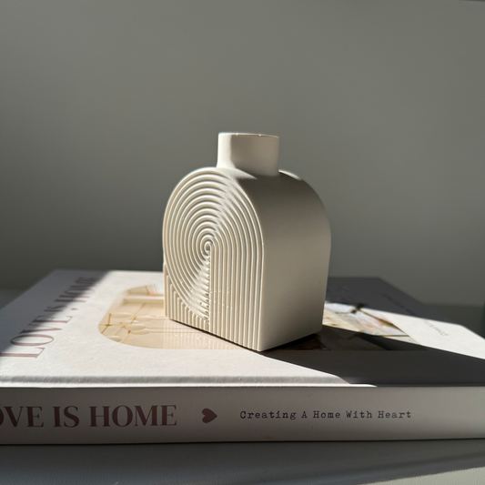 Velar Vase